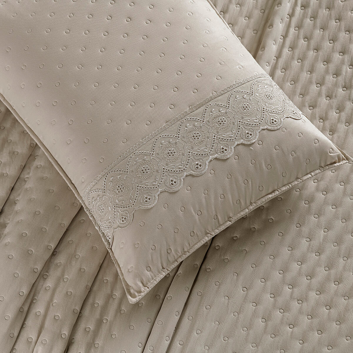 Taupe