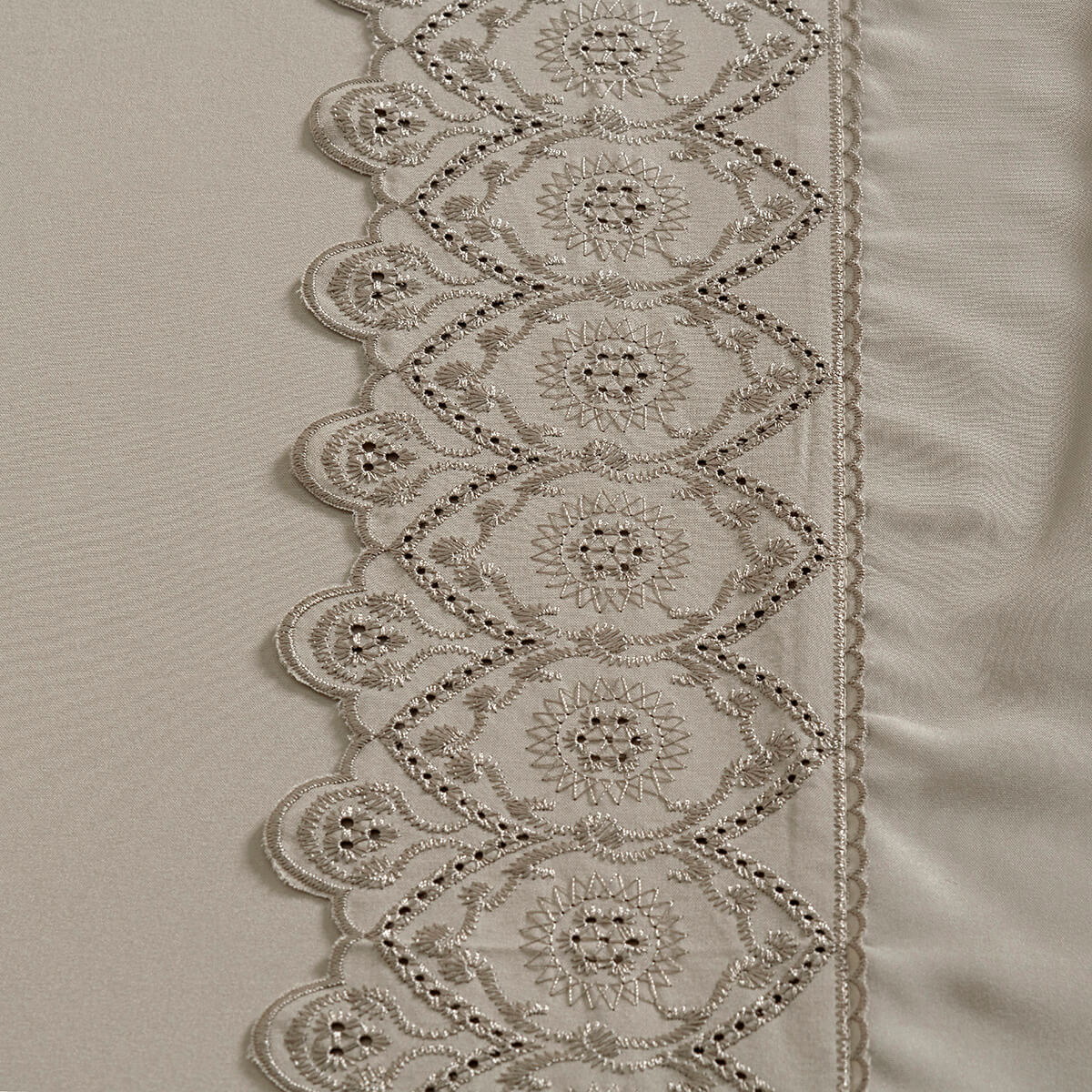Taupe